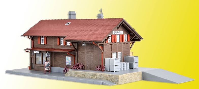Bahnhof Surava inkl. Hausbeleuchtungs-Set